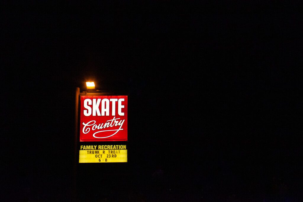 Skate Country sign in Tucson, Arizona